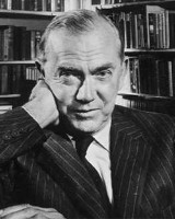 Graham Greene Image 7